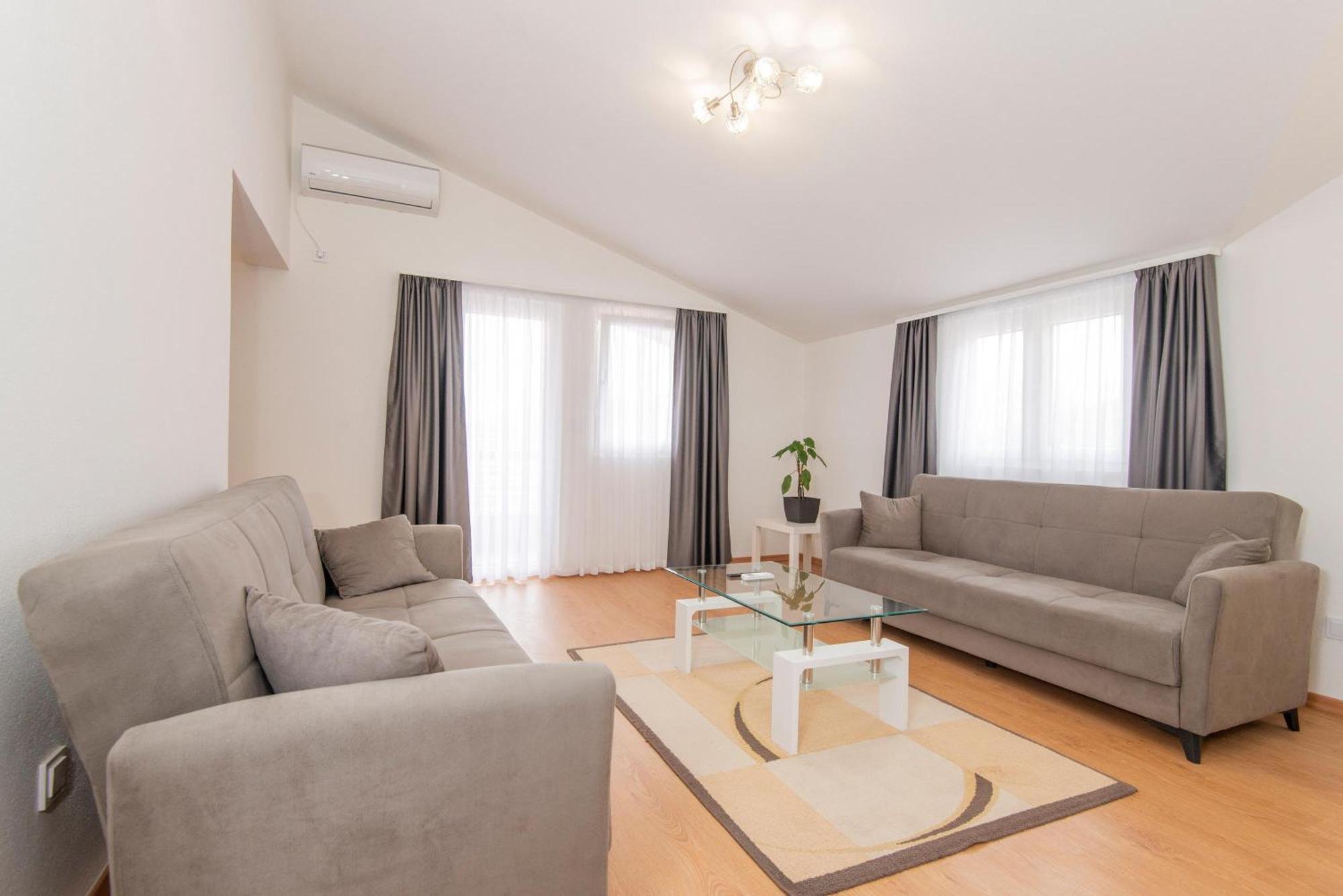 Hillside Vista Apartments Tivat Exterior foto