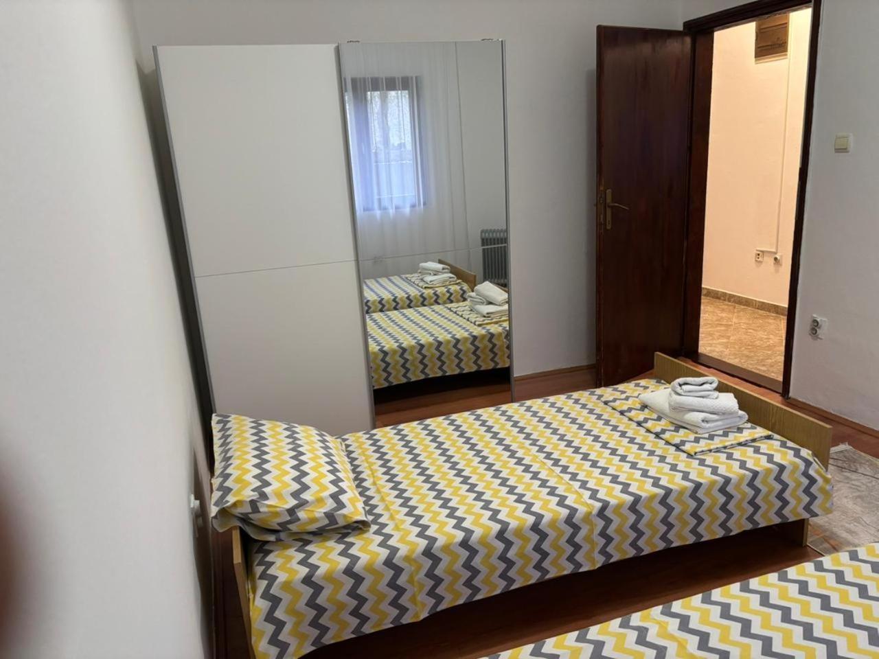 Hillside Vista Apartments Tivat Exterior foto